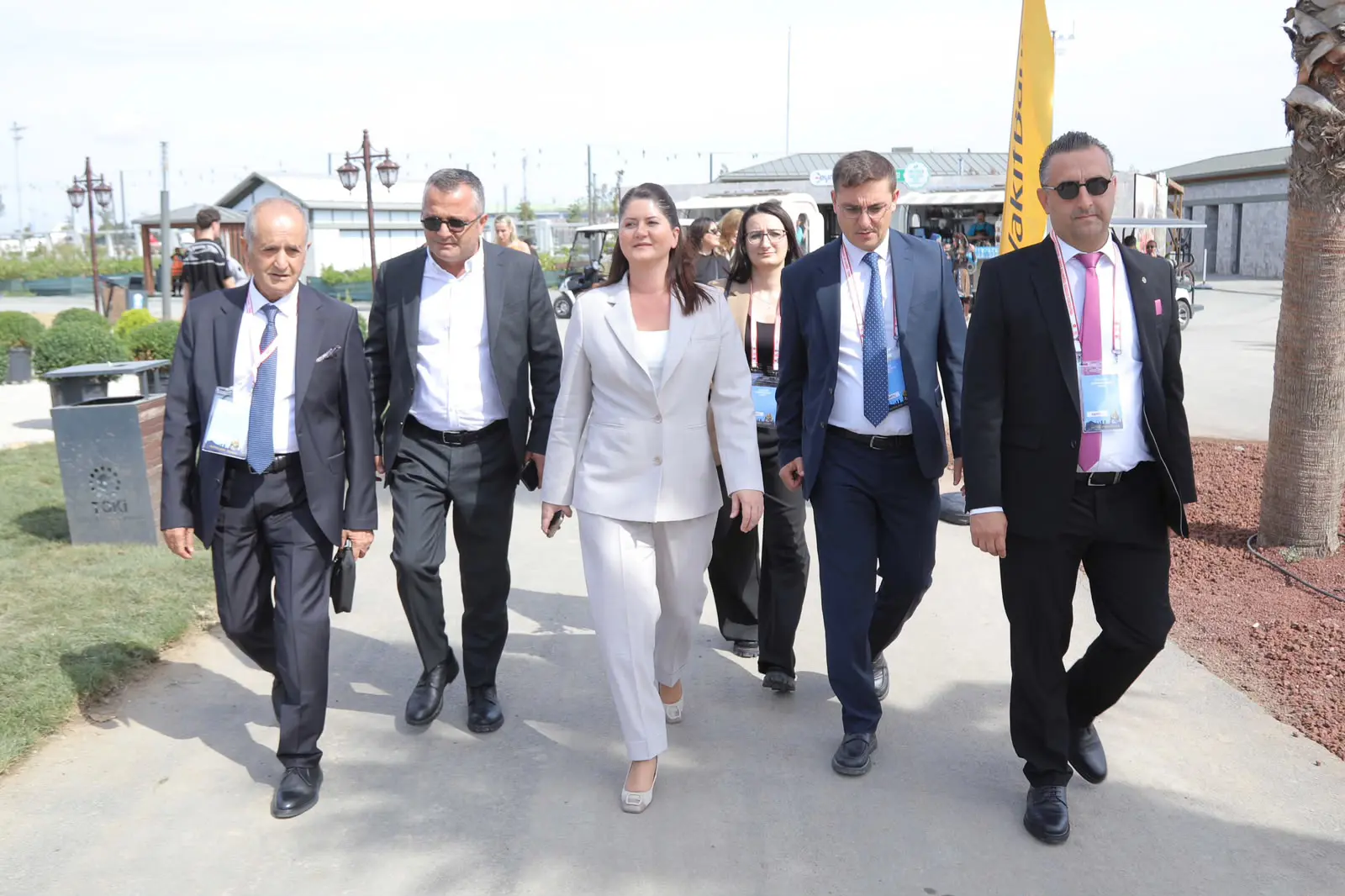 BAŞKAN GENCAN, YAĞLI GÜREŞ CUMHURBAŞKANLIĞI KUPASI’NA KATILDI galeri görseli